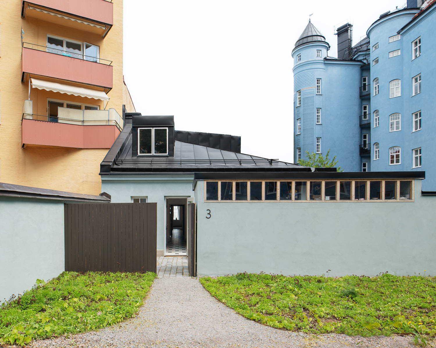 博尔耶加坦路 —— 耶涅菲尔特·米尔顿区

注：Börjegatan 推测是路名，在瑞典语中 gata 常指道路、街道；Jägnefält Milton 根据样式推测Jägnefält为区域地名或小地点名，Milton可能是人名用于命名特定区域，翻译成耶涅菲尔特·米尔顿区，这里的区表示一种特定的地理范围概念，具体翻译可能需要根据实际地点相关背景信息做更准确调整 丨SwedenUppsala丨Carl Jägnefält,Konrad Milton等-3