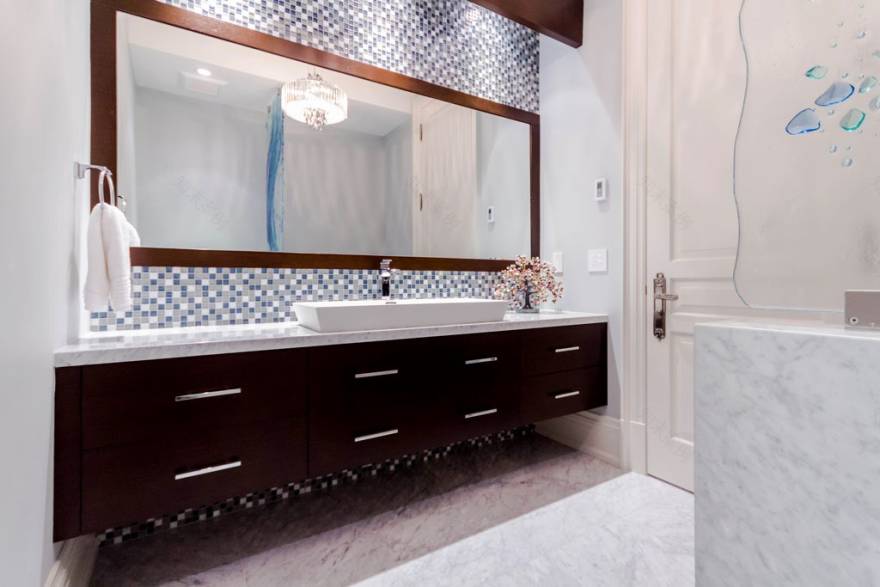 轻松升级!打造豪华浴室的平价技巧-16