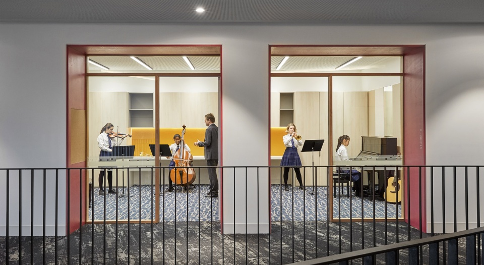 教会女子大学表演艺术中心-52