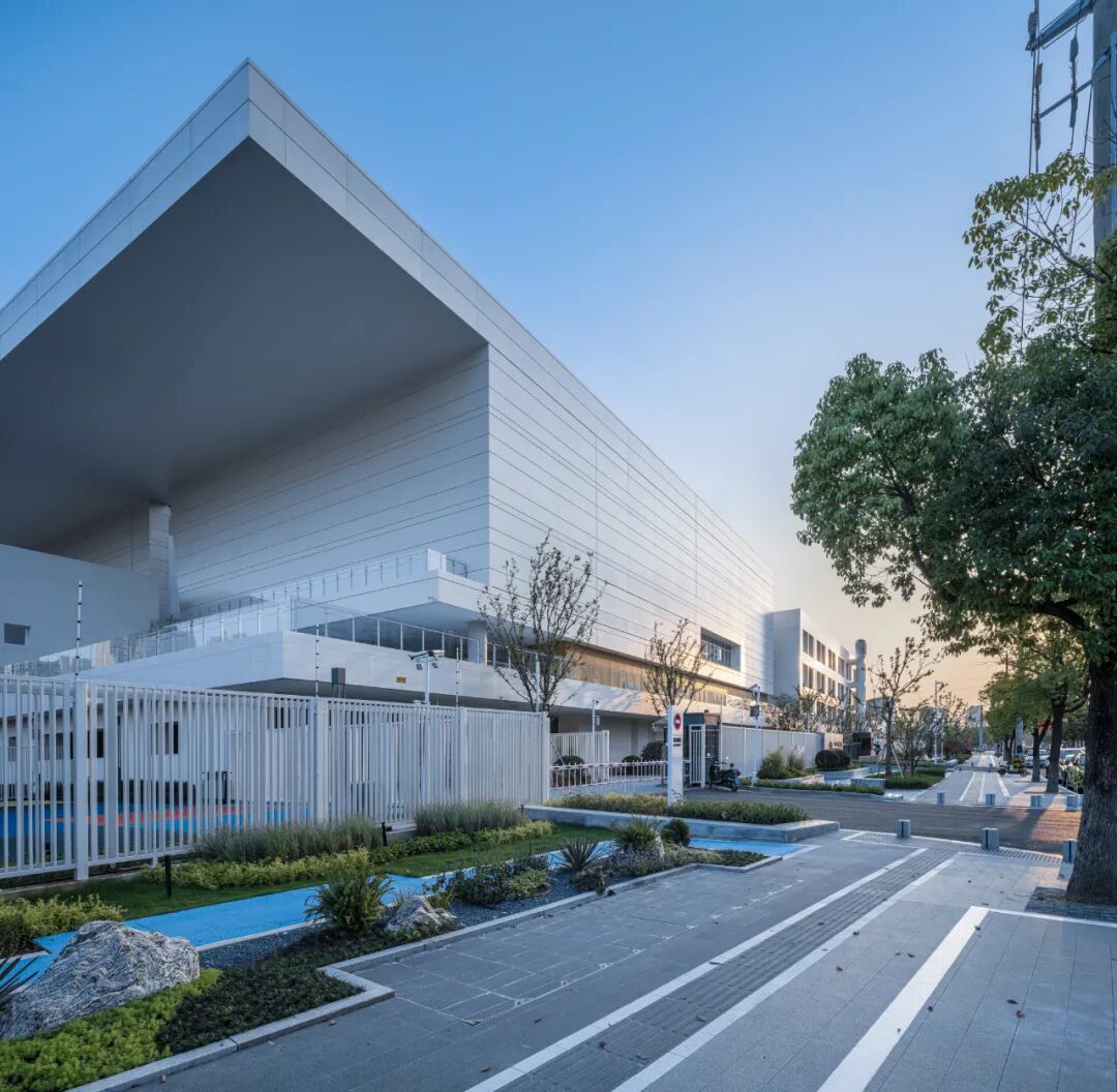 体块丰富的教学综合体：上海世外教育附属相城高新区实验小学-51