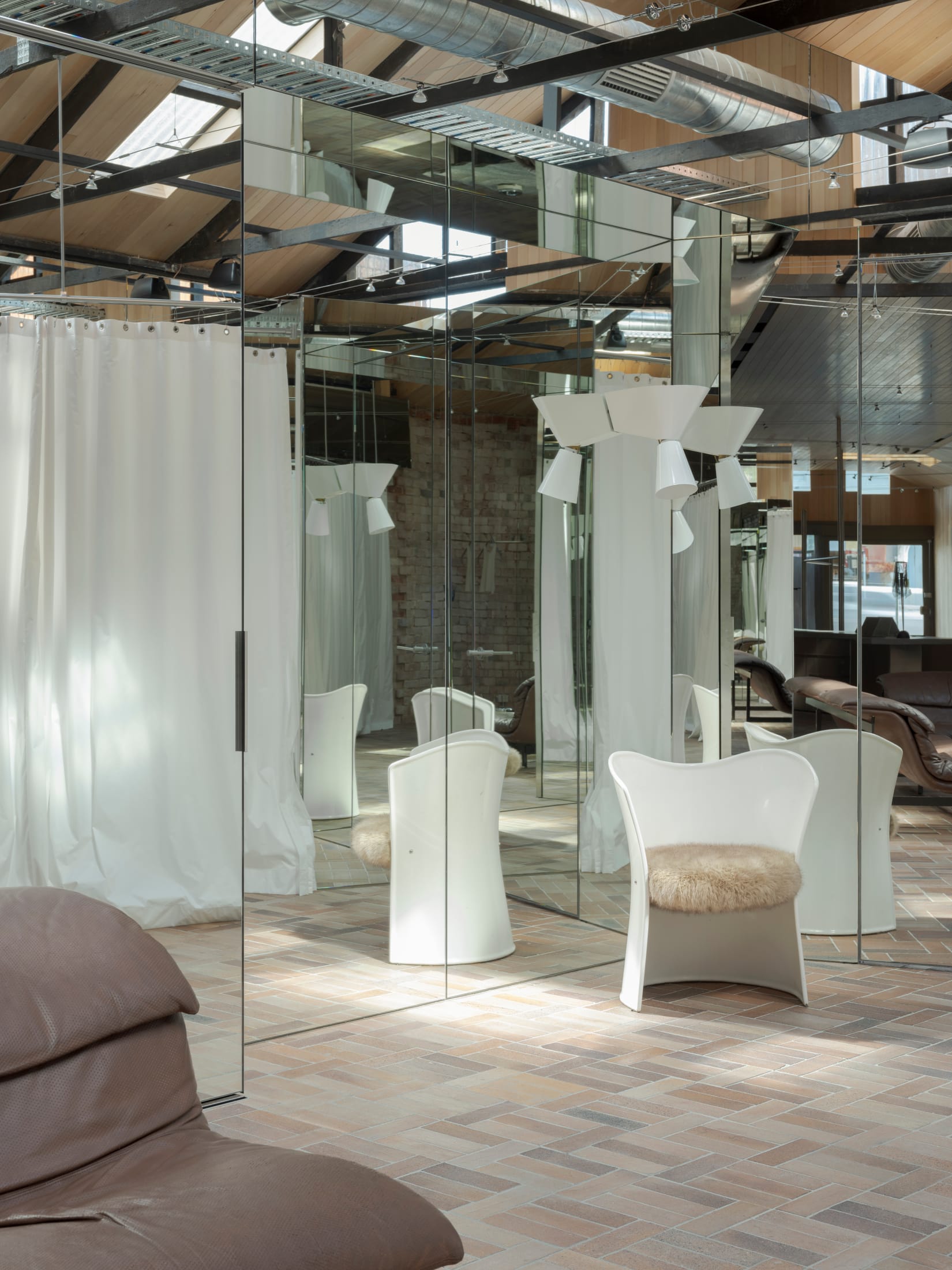 墨尔本阿玛代尔Henne品牌旗舰店零售室内设计丨澳大利亚墨尔本丨悉尼AP Design House工作室-19