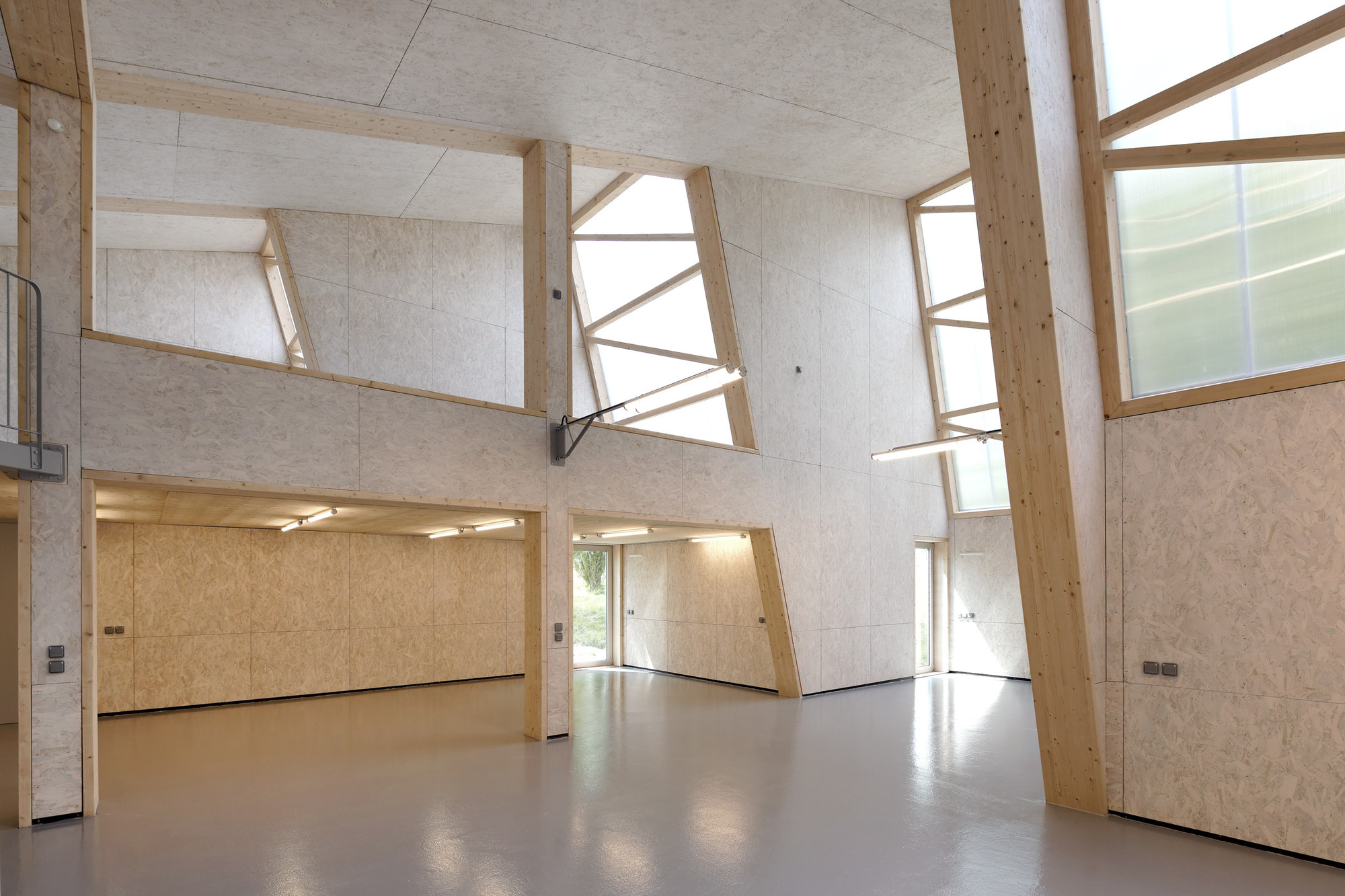 The Good, the Bad and the Ugly Artist's Studio / Didier Fiúza Faustino-49