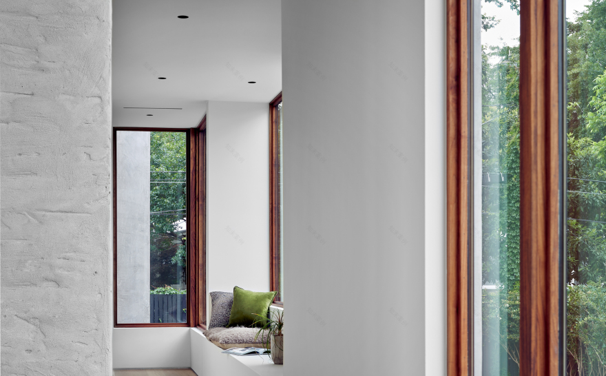 Skybox House / Dick Clark + Associates-31