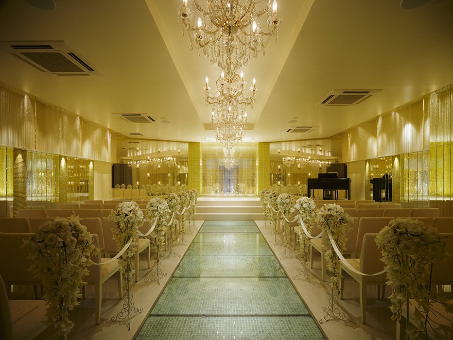 DELIEREXCEED QUEENS COURT-1