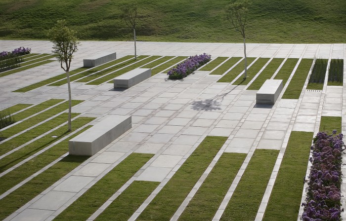 本古里安大学入口广场（注：BGU一般指本古里安大学，Ben-Gurion University） 丨以色列贝尔谢巴丨Chyutin Architects-6