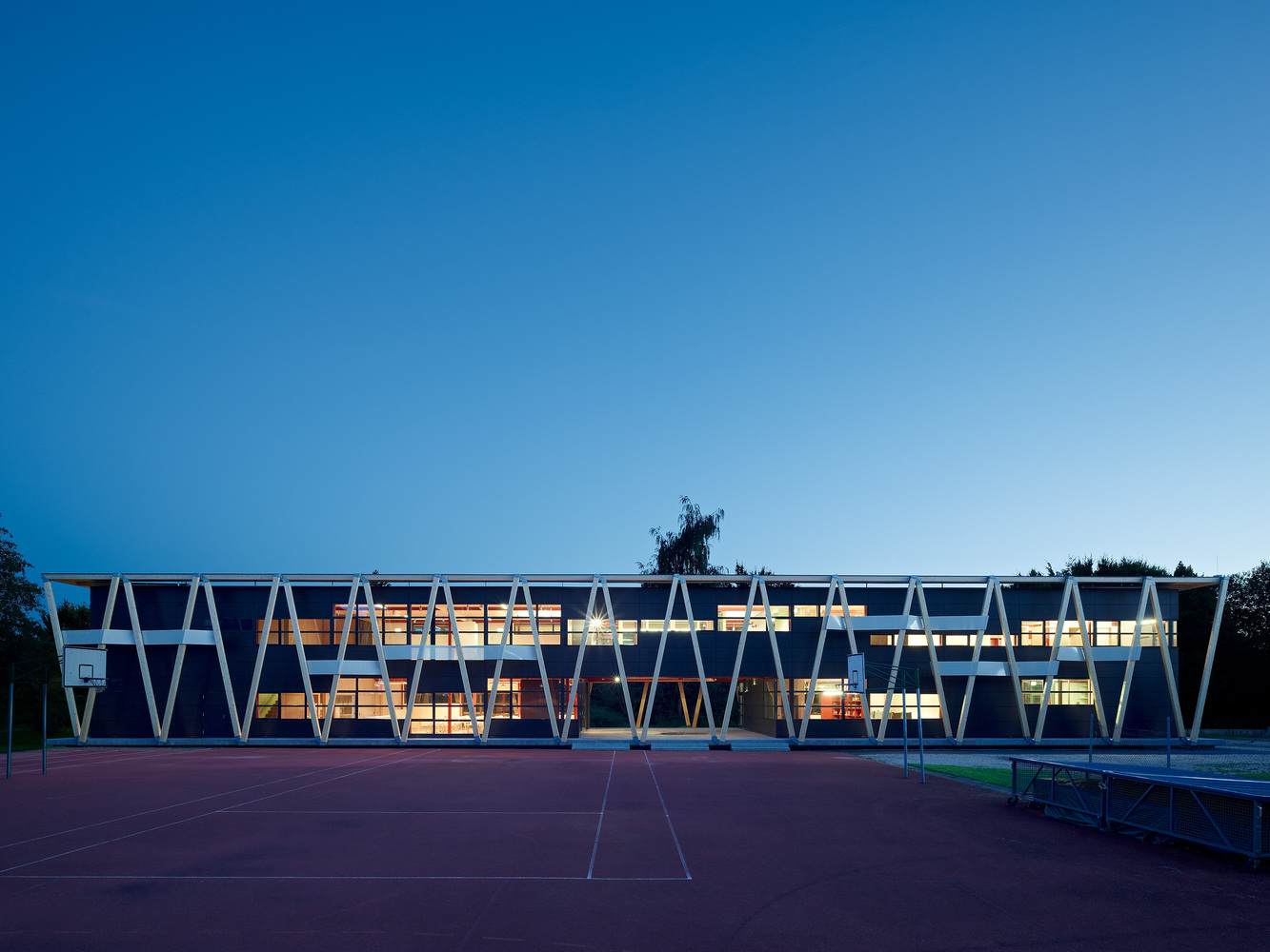 学生之家 · Metaraum Architekten BDA 的现代校园建筑-12