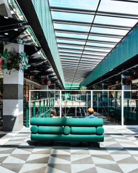 Melbourne Central Arcade - Bridge丨Kennedy Nolan设计
