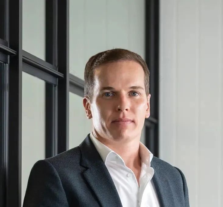 黑白配透明别墅,自然纯净空间设计丨ADDARC-39