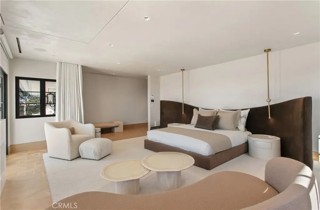 7Sailview-邂逅现代豪宅美学：建筑与室内设计的双重盛宴-23