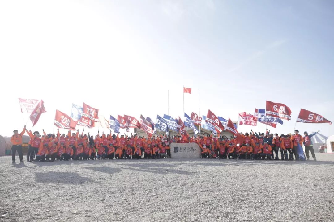 申远戈 5 挑战赛 | 戈壁徒步中的团队精神与设计亮点-45