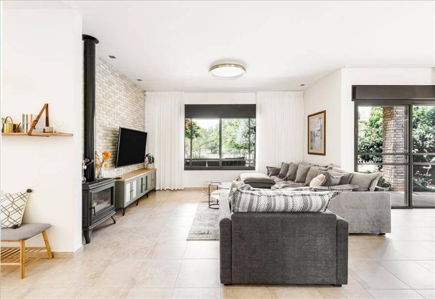 חגית בכר | עיצוב פנים בית פרטי 5 חדרים בכוכב מיכאל - PICKINTERI-4