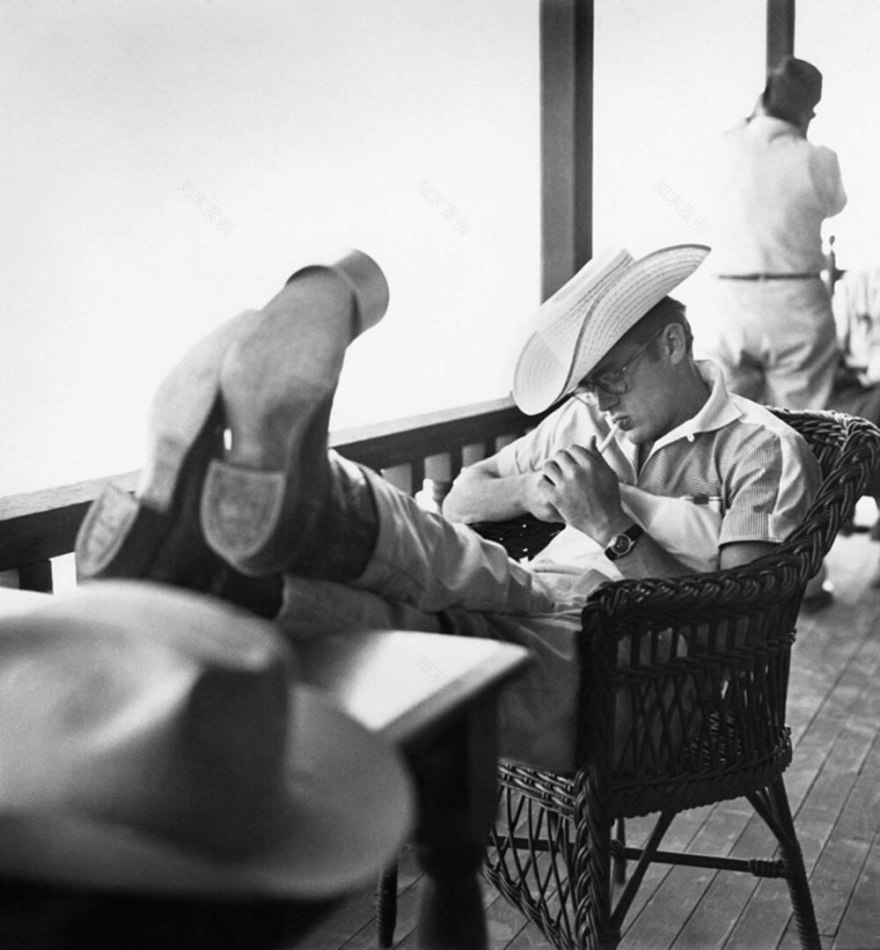 Inside a photography exhibition featuring Hollywood celebrities like you’ve never seen them before-2