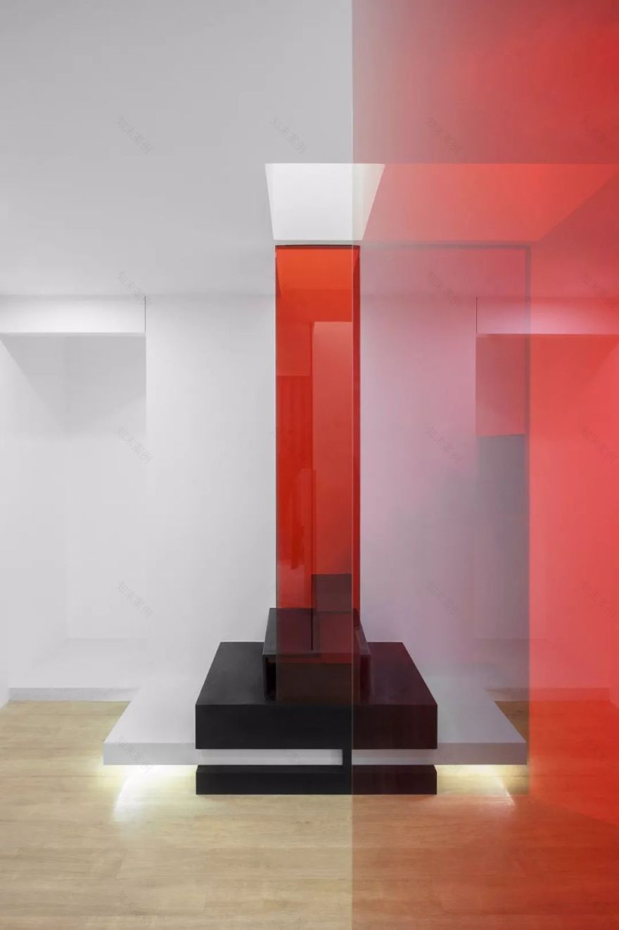 135m²怪异阁楼,创意爆改为艺术画廊式舒适三层!-32