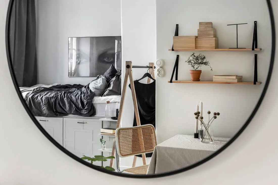 瑞典 31m²studio 的超高床设计-5