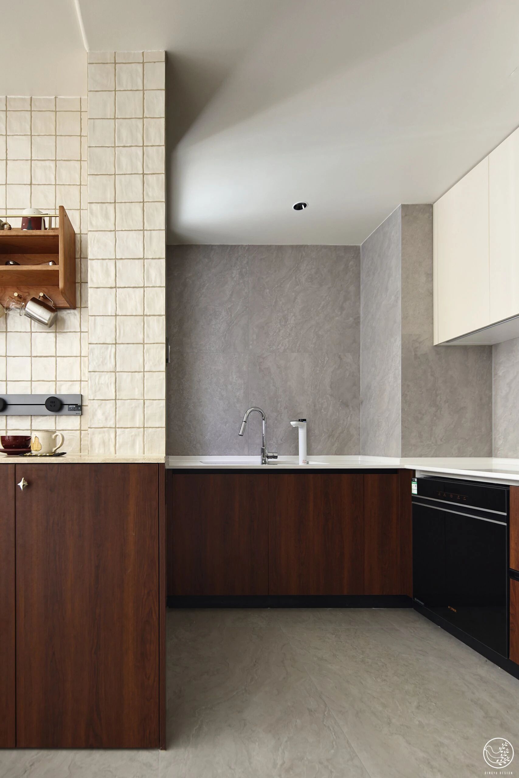 复古且时髦，在松弛与精致之间游刃有余-39