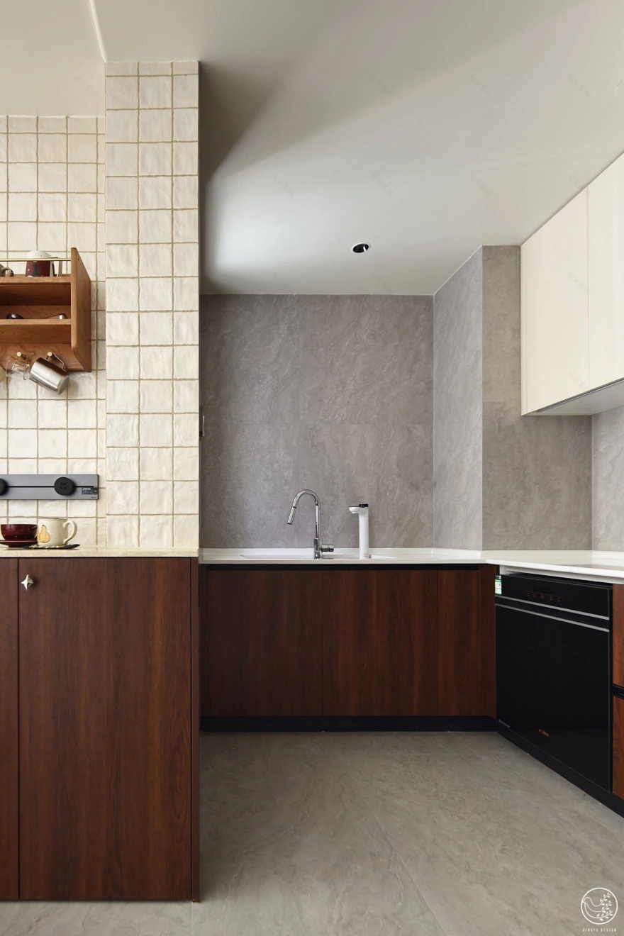 复古且时髦,在松弛与精致之间游刃有余-39