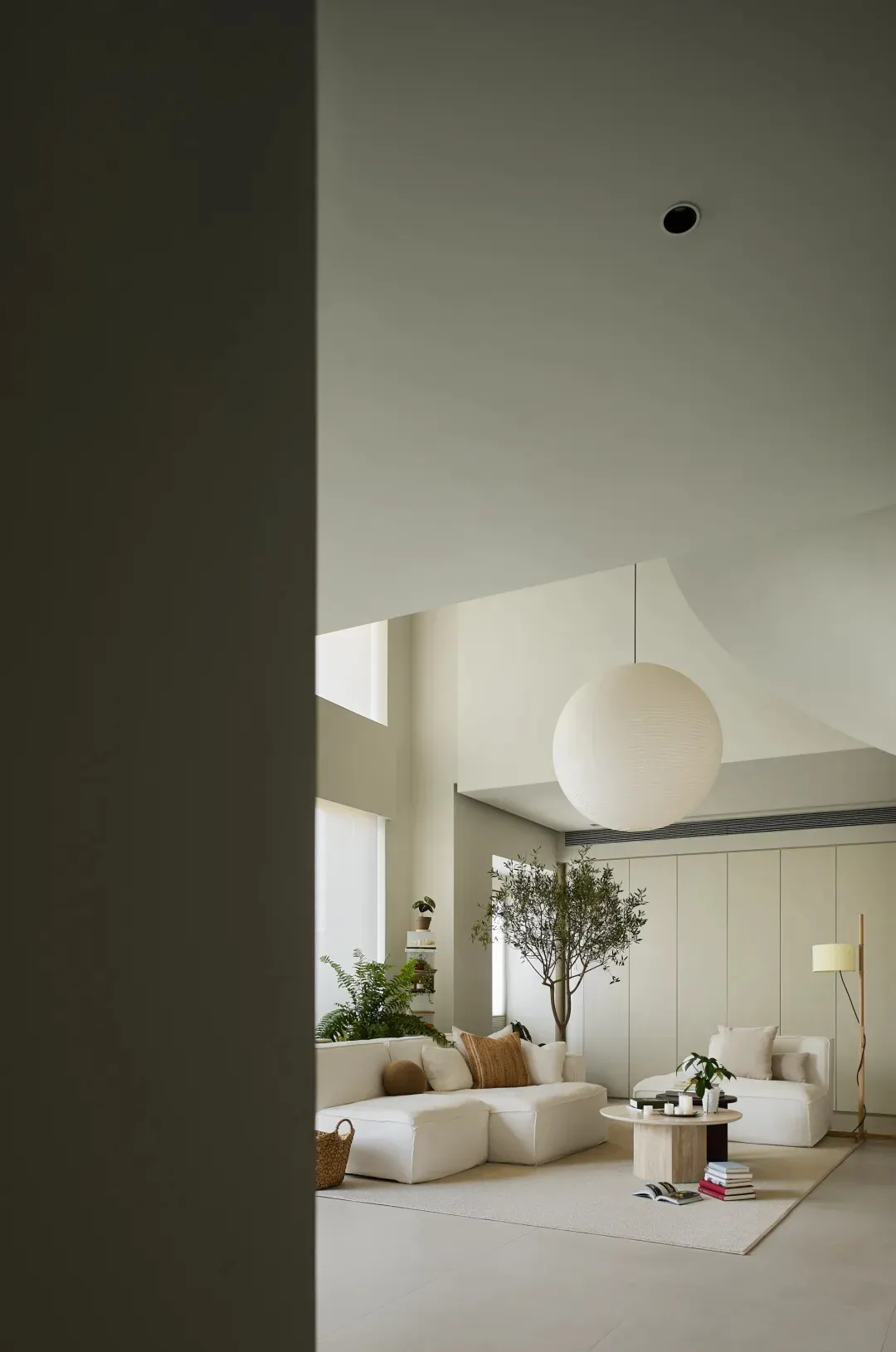 奶油轻侘寂，将生活过成一场私人艺术展-37