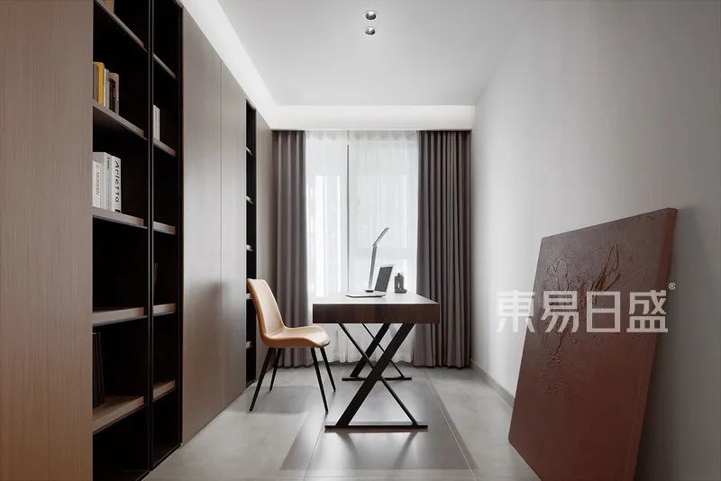 现代简约四居室丨东易日盛-1