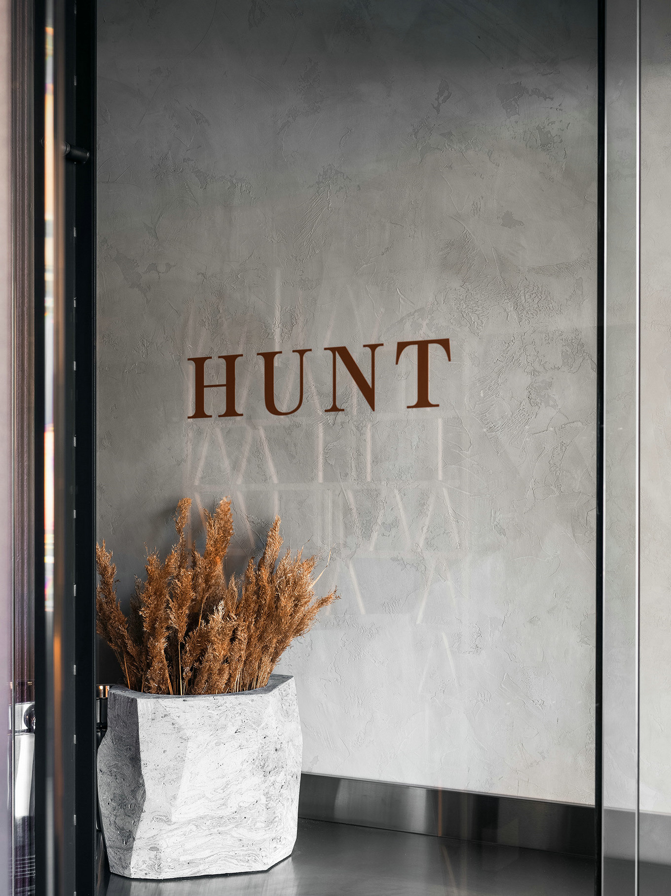 工业风餐饮空间 | 枯木艺术打造独特氛围-5