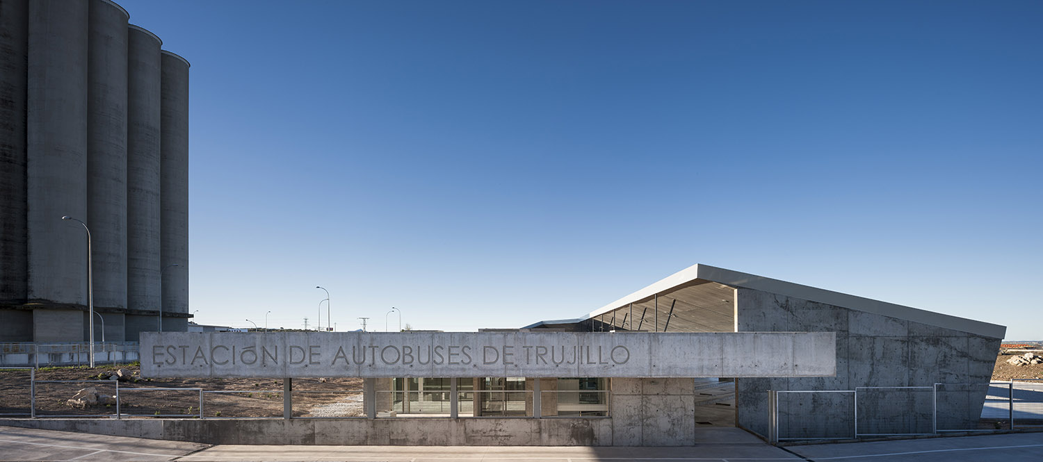 Trujillo公共汽车站，西班牙 / ISMO arquitectura-13