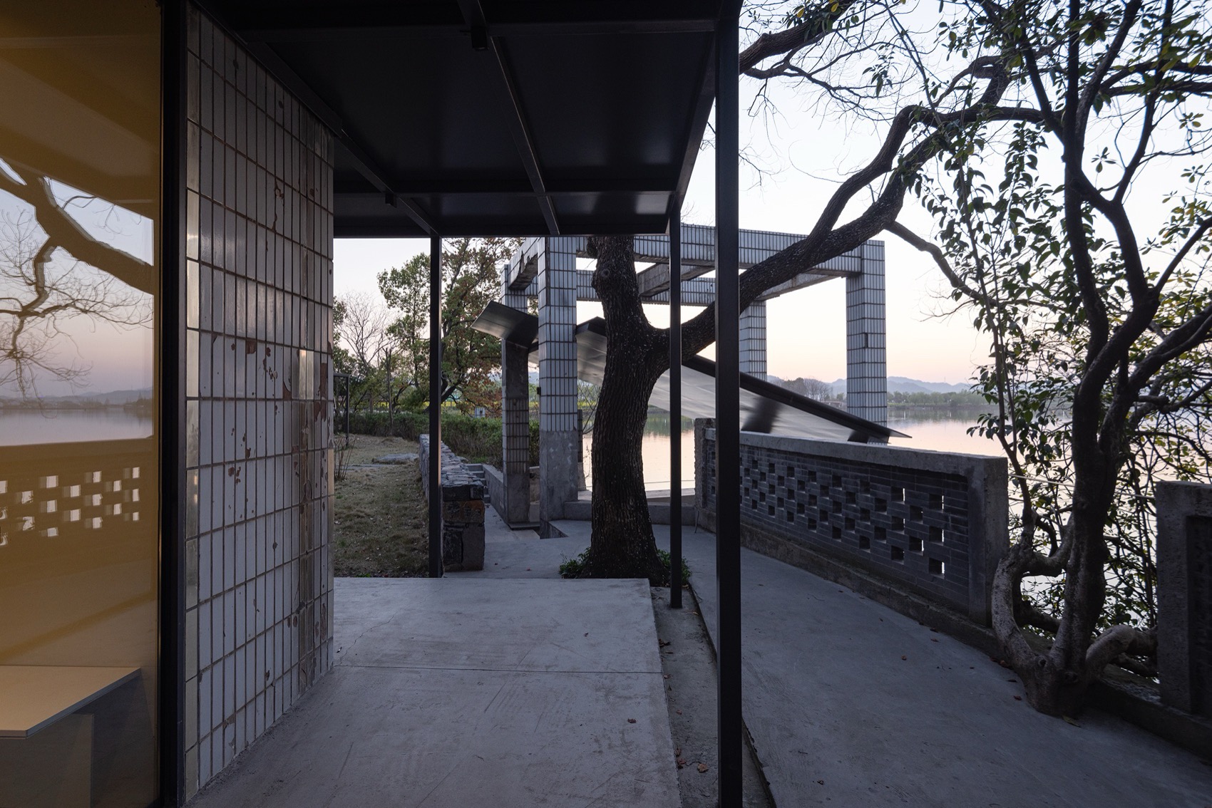 先锋鉴湖书店(鉴湖取水岛市政设施更新项目)丨中国绍兴丨大舍建筑设计事务所等-33