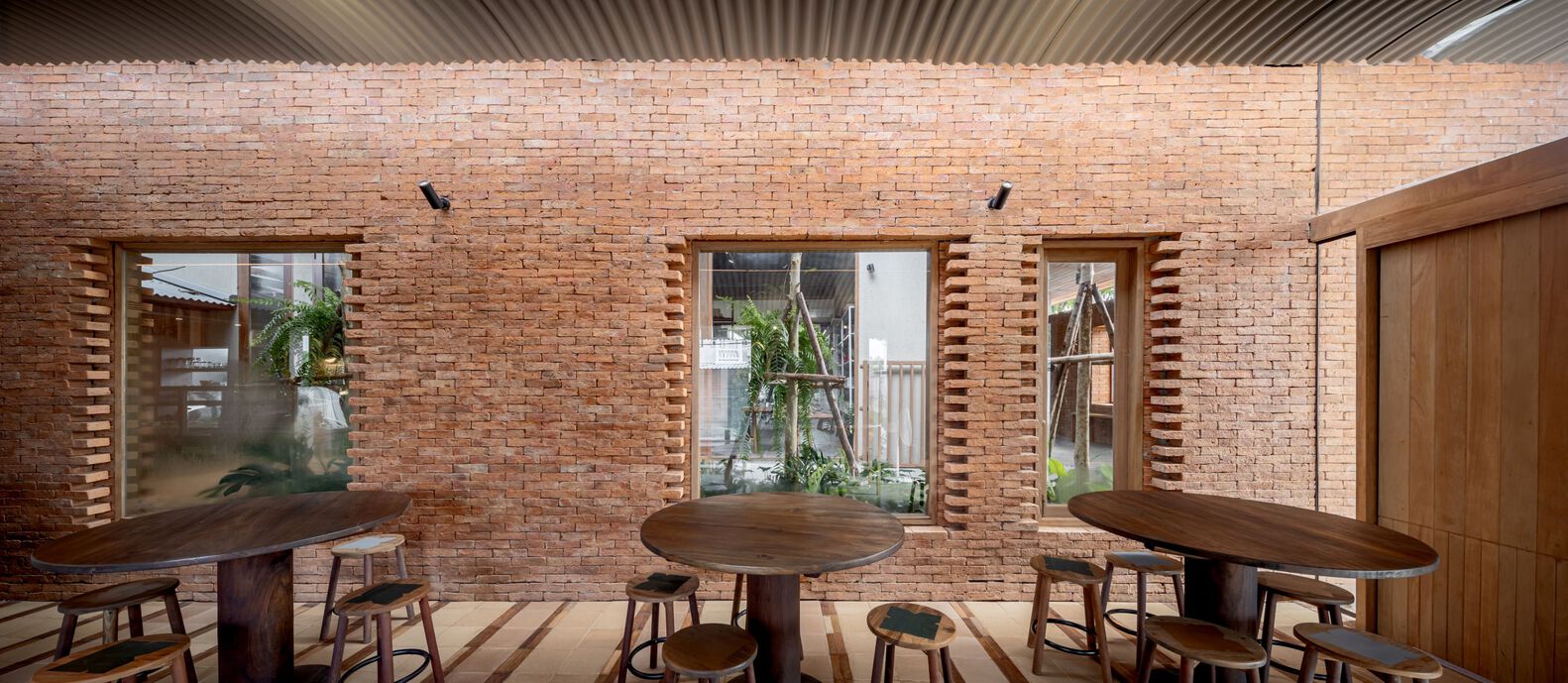 咖啡店丨泰国丨BodinChapa Architects-18