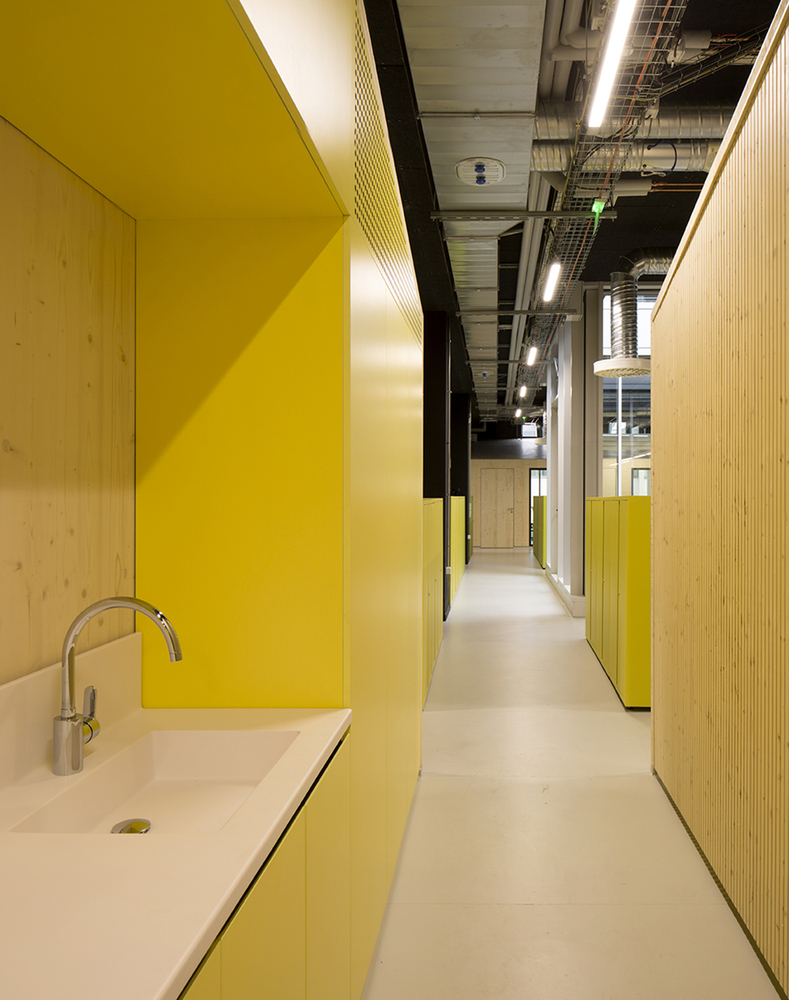 巴黎郊外的前储藏室改造办公室-36