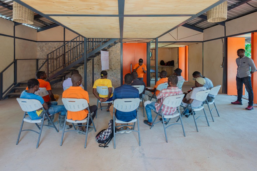Community Center in Bercy-Cavaillon Haiti / Emergent Vernacular Architecture (EVA Studio)-34
