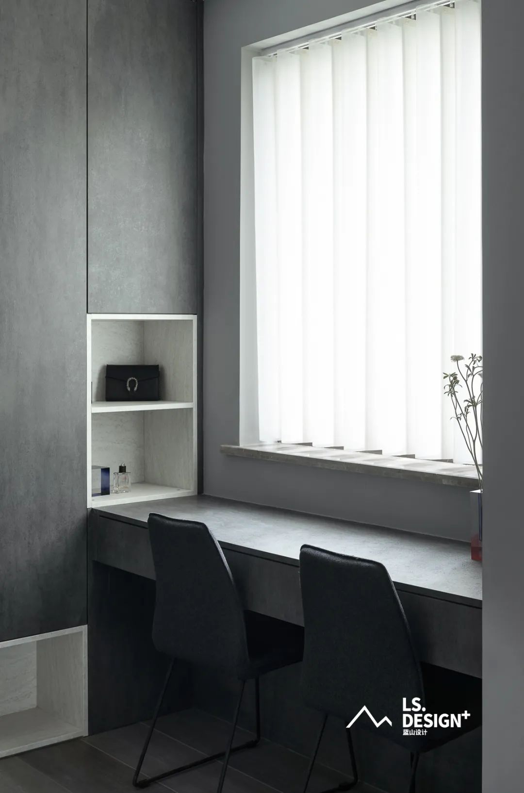 繁忙高管的灰色调现代极简之家-33