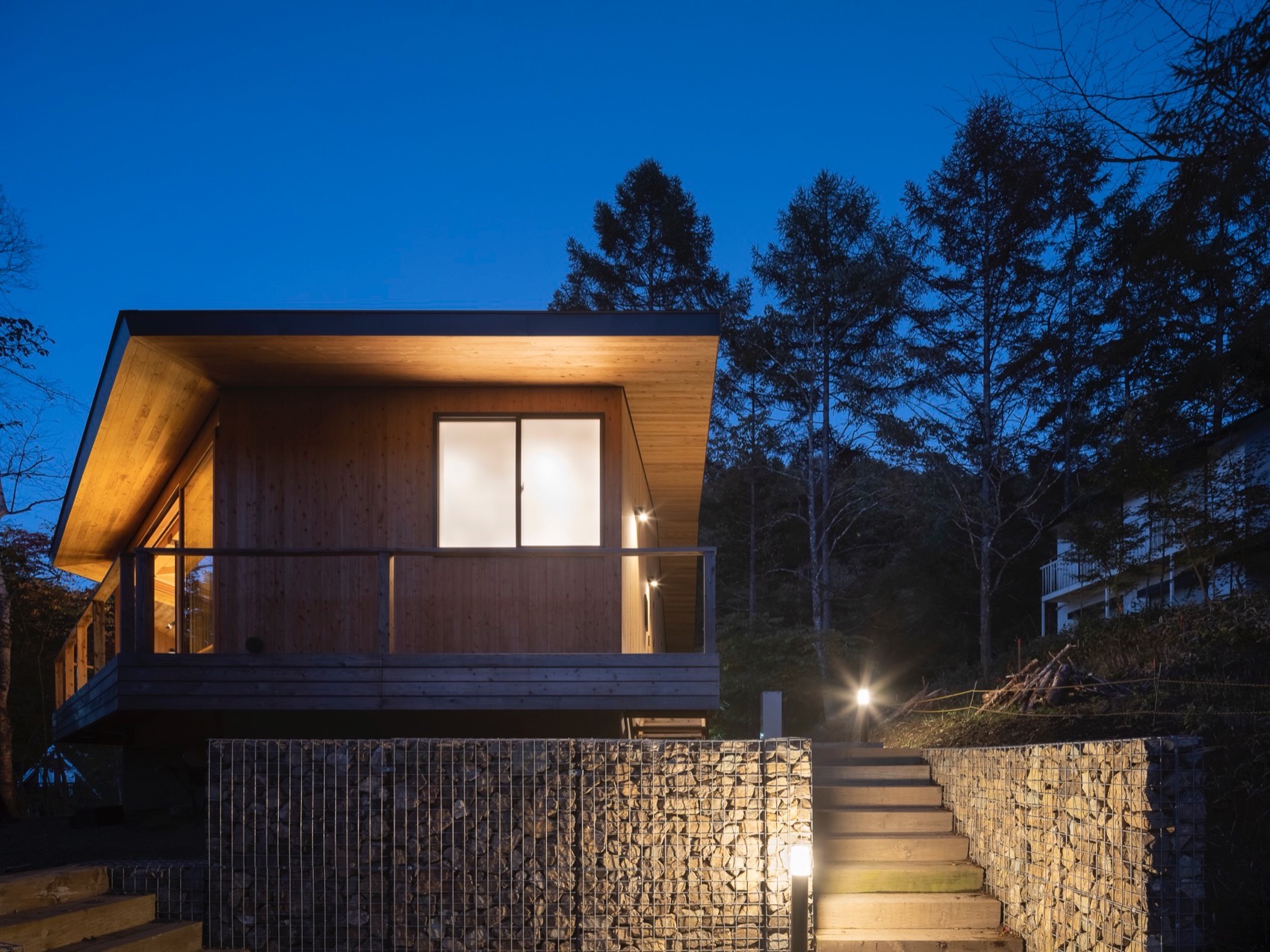 轻井泽山居丨日本长野丨Naoi Architecture-34