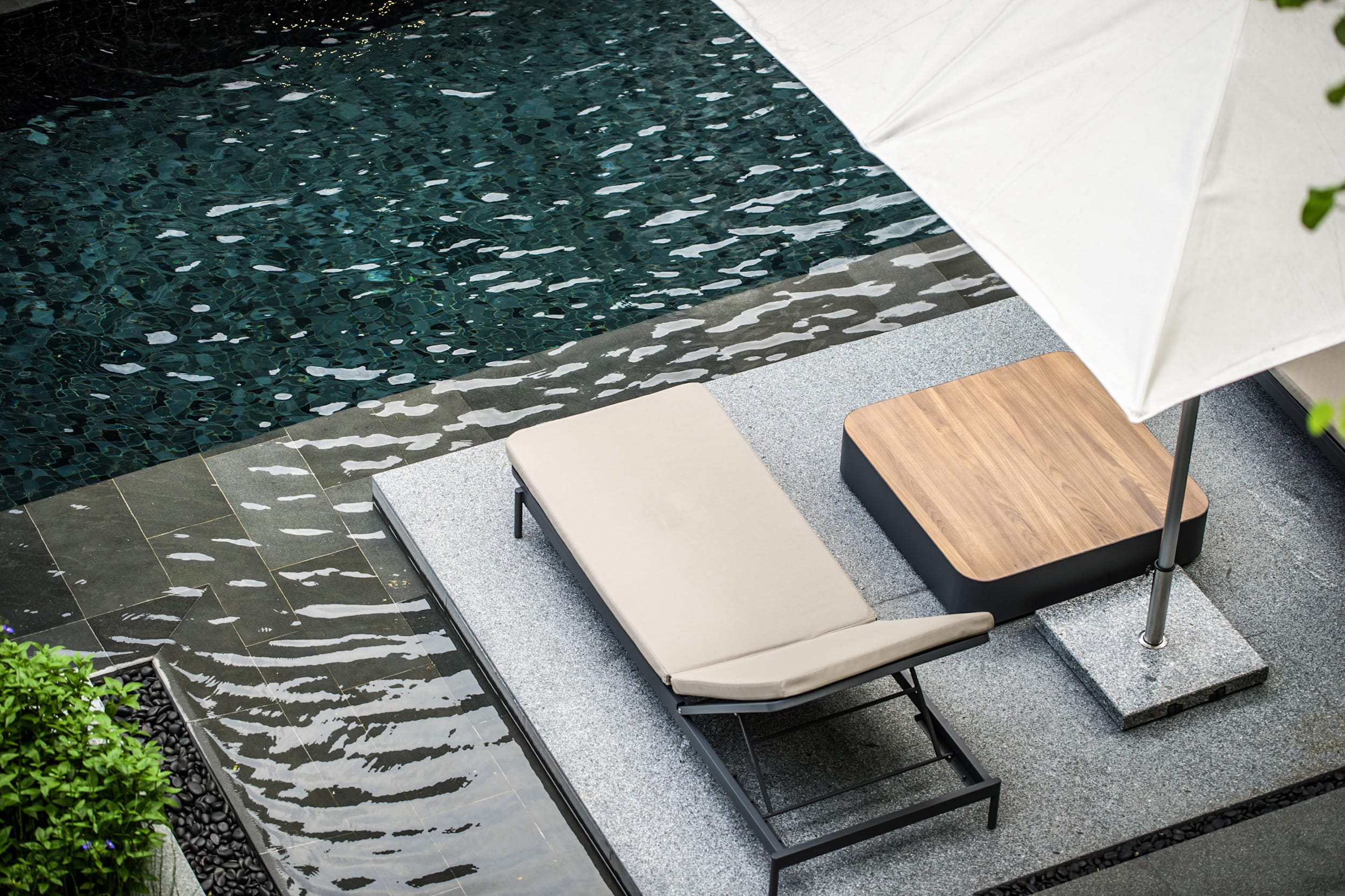 封闭式公寓住宅-10