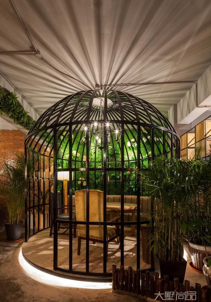 绿意盎然的自然咖啡厅-19