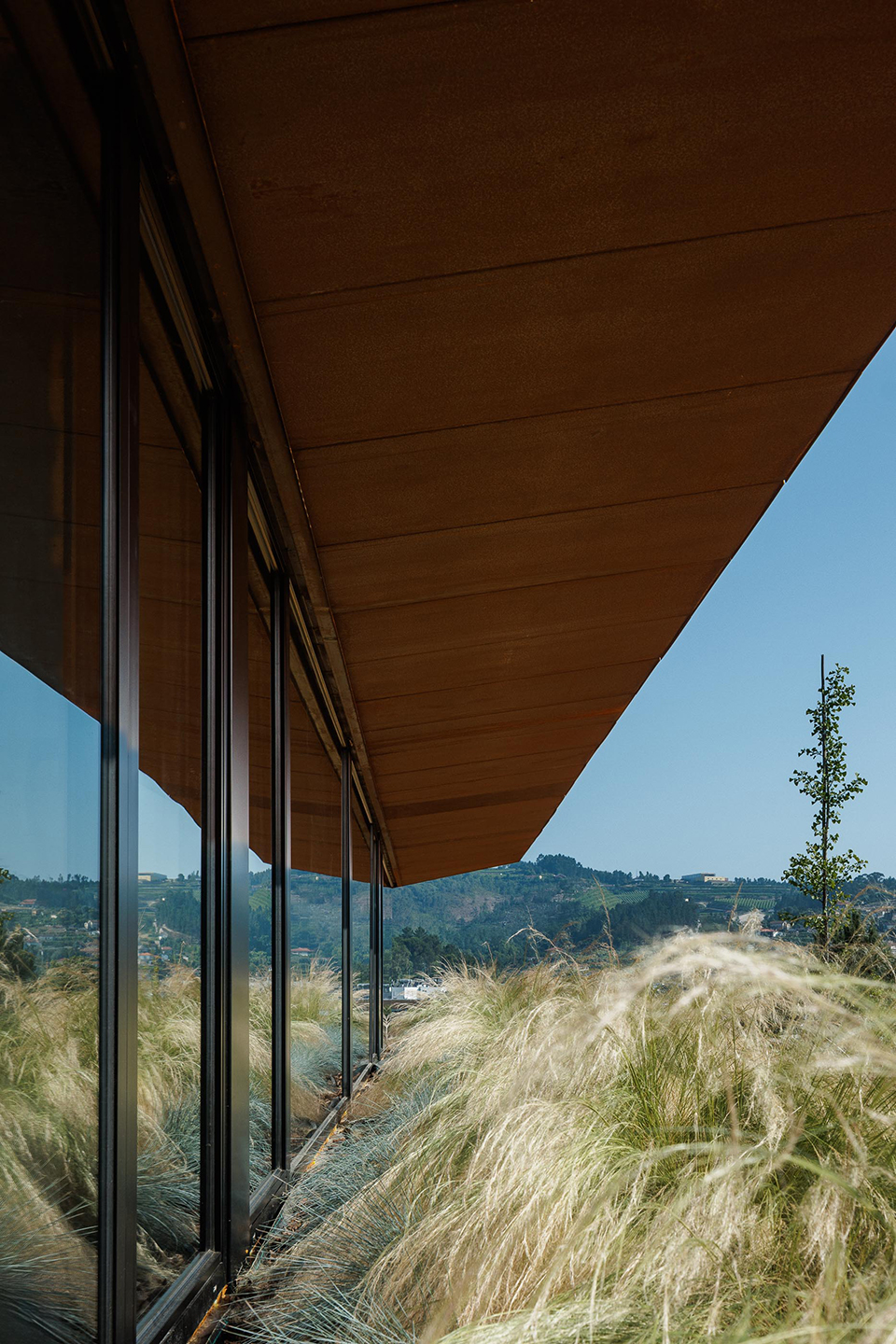 耐候之屋（Casa Corten）丨葡萄牙丨HPA Arquitetura e Investimentos-24