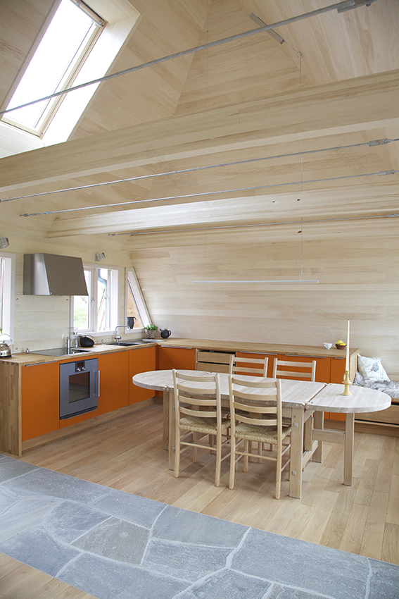 挪威海边现代共生小屋-41