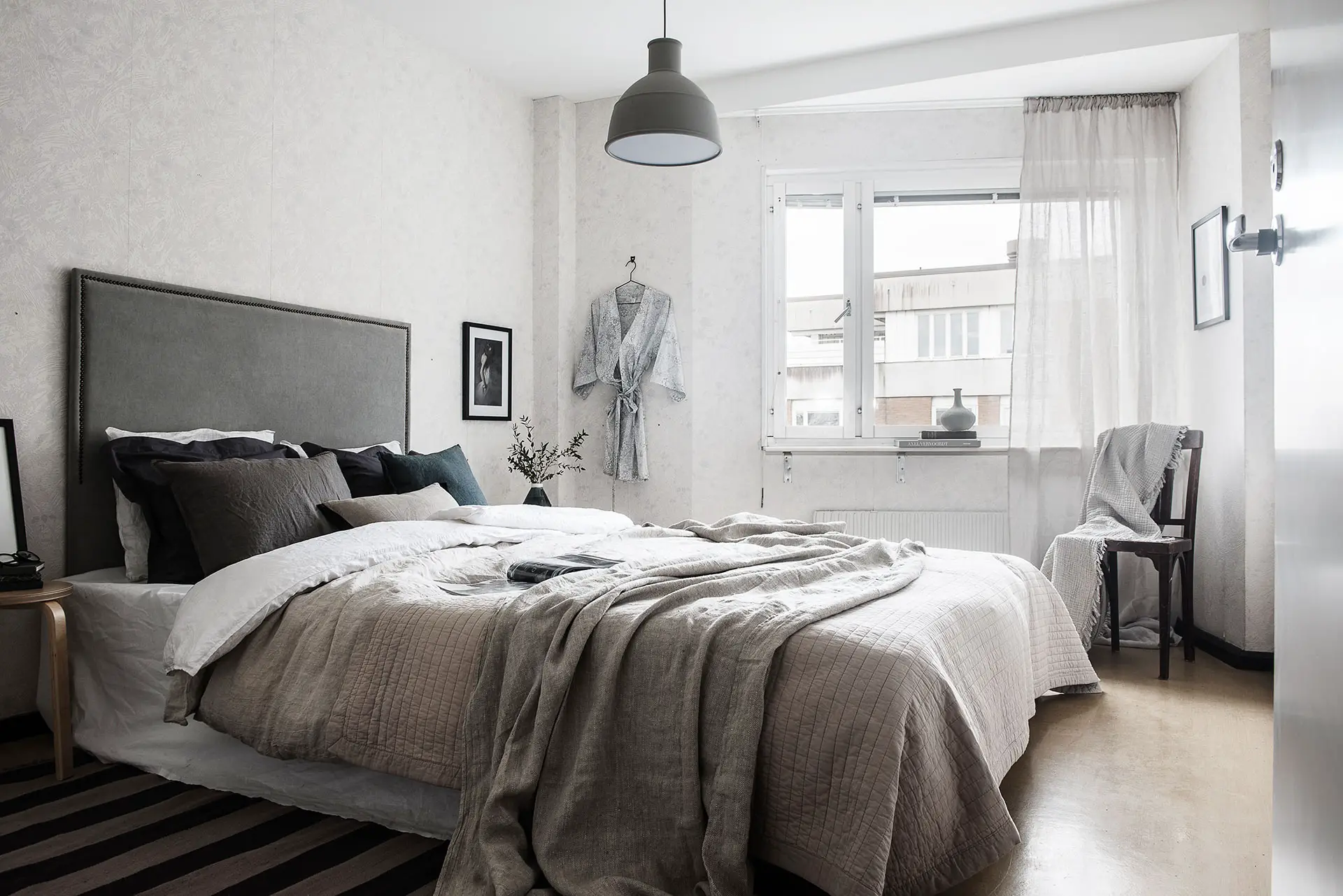 温馨封闭式观景阳台设计-10