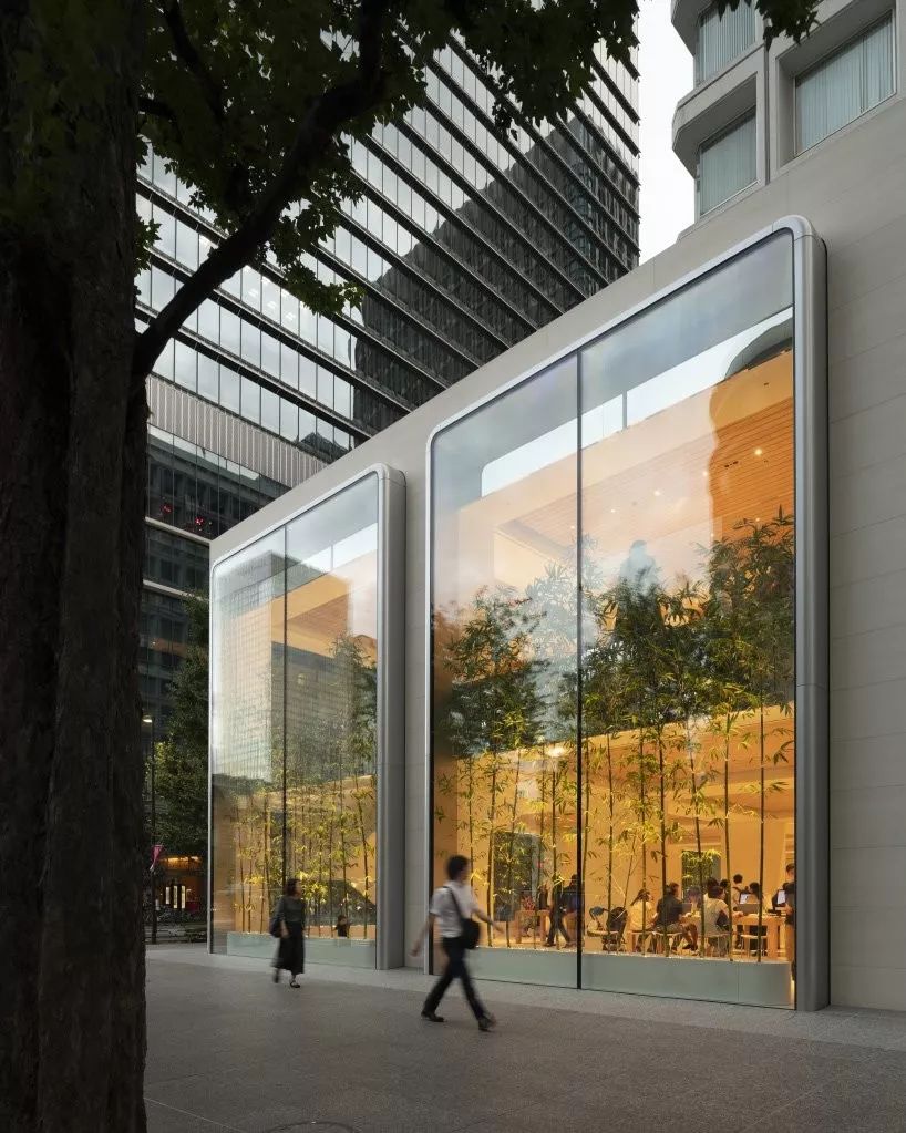 日本最大苹果旗舰店揭幕，全新外观设计是亮点  foster   partners-30