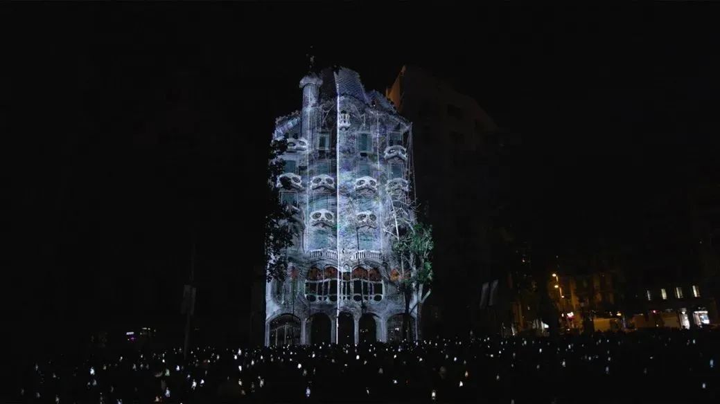 高迪·数字艺术 · 巴特罗之家奇幻3D Mapping-11