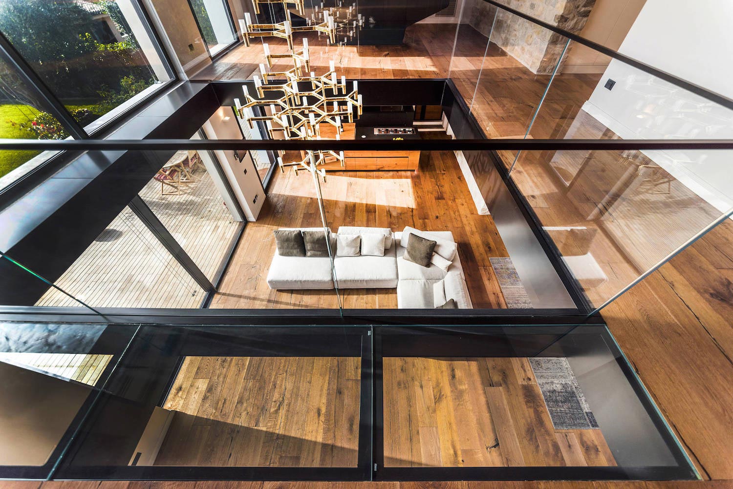 意大利 Guidonia Montecelio 山间别墅，绿色全景生活空间-14