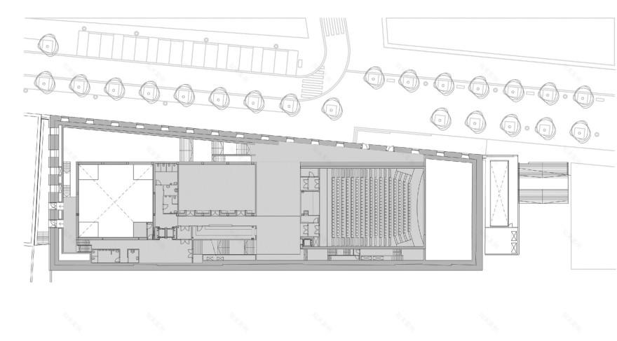 Daoíz y Velarde Cultural Center Rafael De La-11