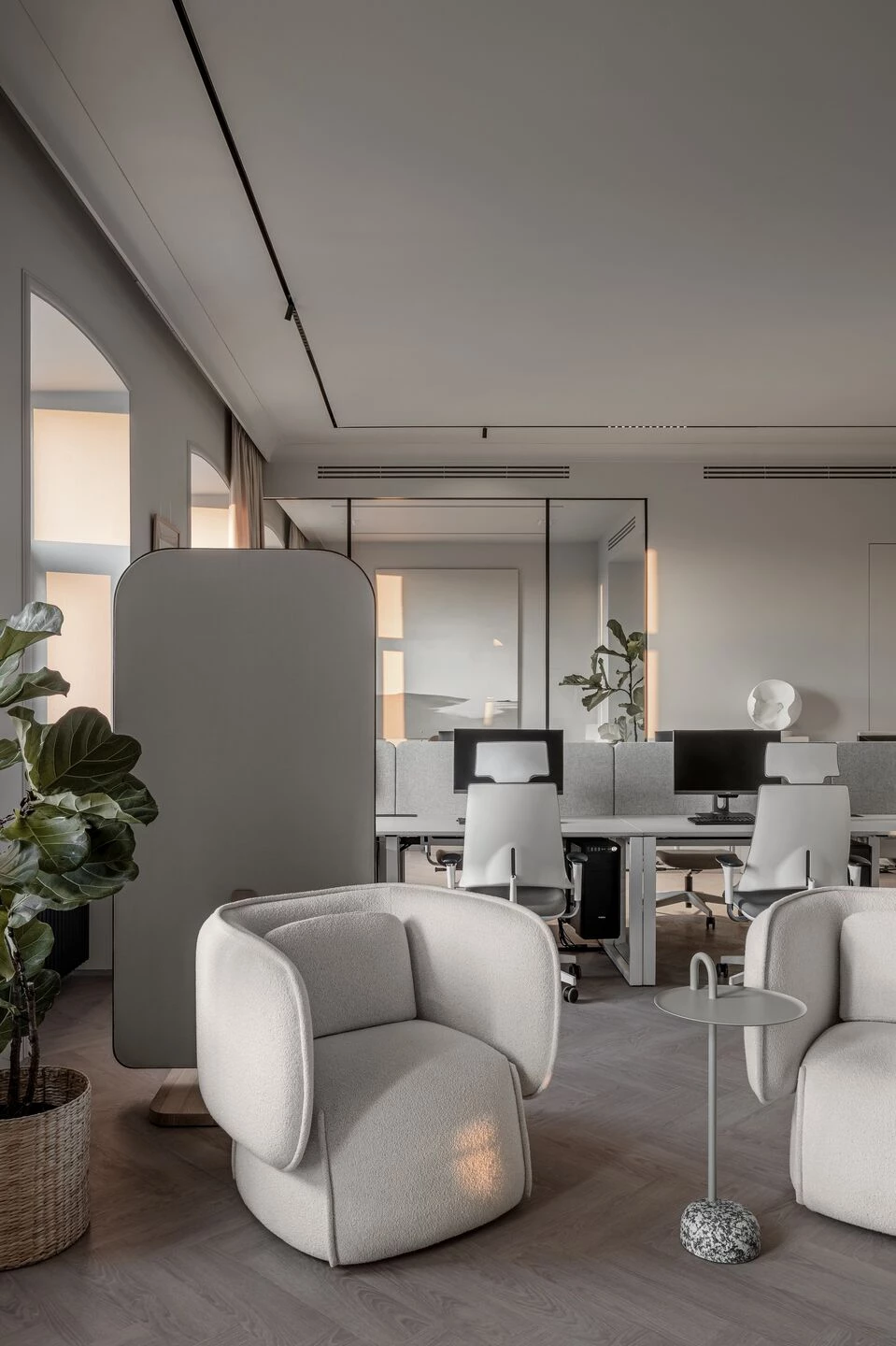 乌克兰战火中的“Window of Hope”办公室丨乌克兰基辅丨Bogdanova Bureau-24