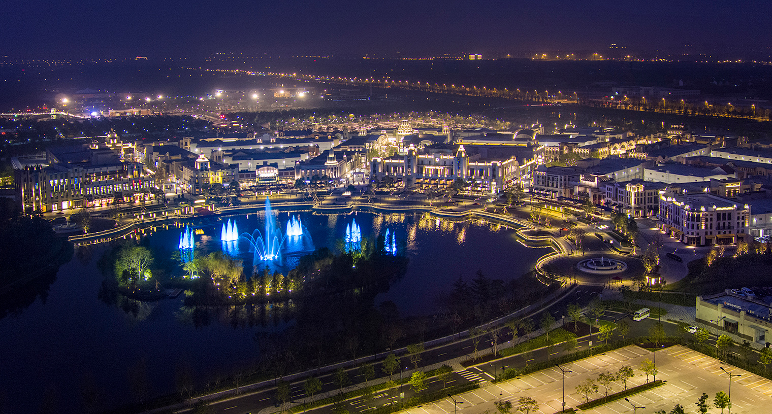 上海 village 购物中心的艺术装饰风格设计-15