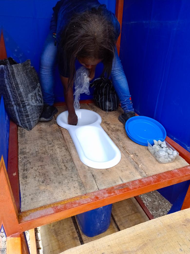 移动干式导流厕所丨尼日利亚拉各斯丨FABULOUS URBAN-24