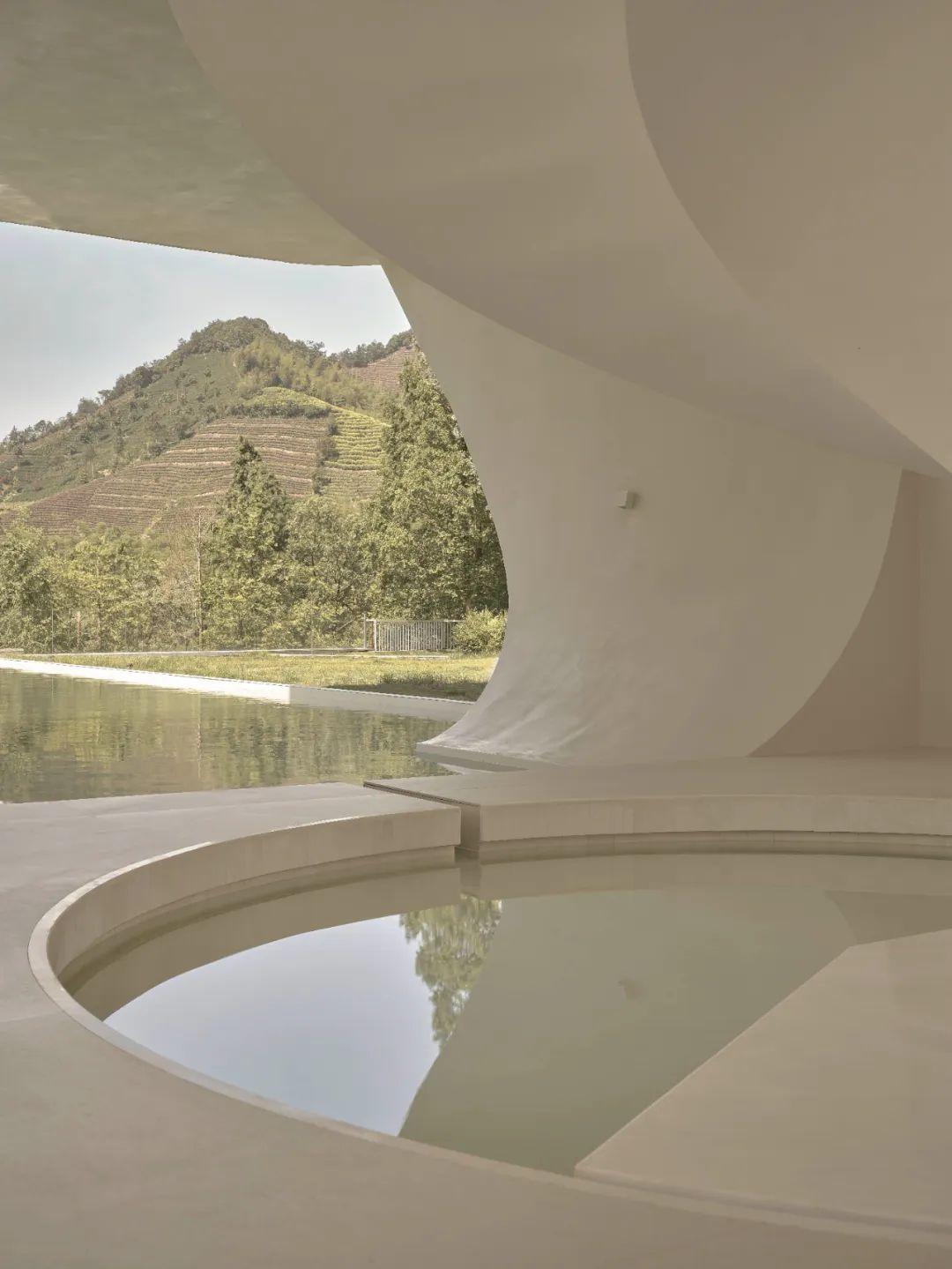 丁鹏文：莫干山的天外来物-荒序民宿丨中国湖州丨尔我空间设计研究室-18