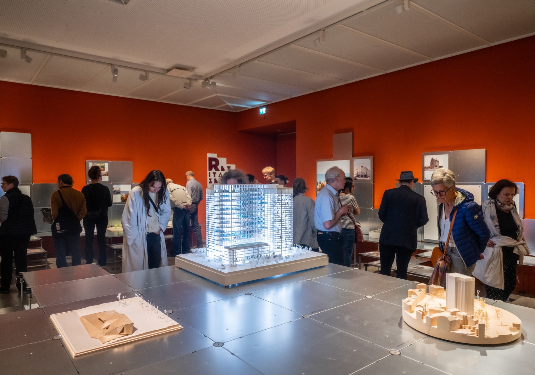 《WEtransFORM:建筑的未来》展览空间设计丨德国丨MVRDV-27