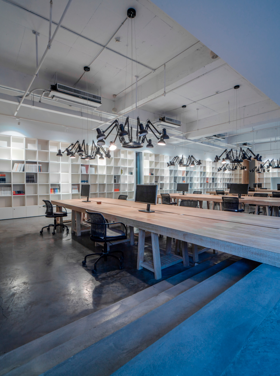 厦门喜玛拉雅设计装修有限公司办公室-10