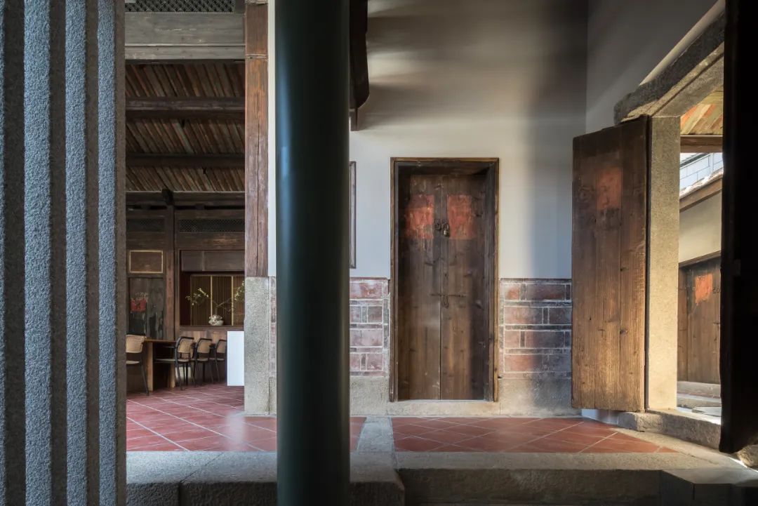 梦想改造家 古厝里的新家丨中国厦门丨梁建国,孙少川-36