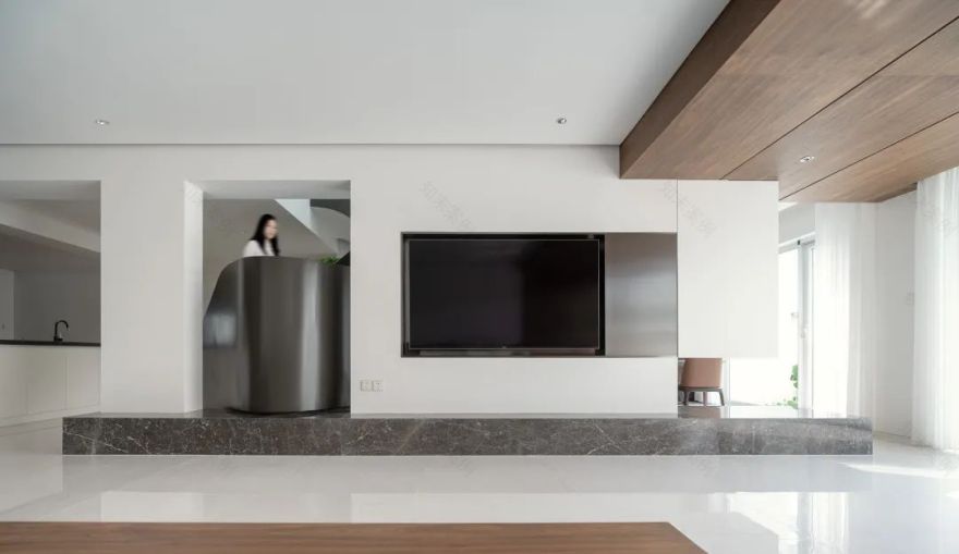 上建下筑 | “一梯宅”诠释极简与艺术的共生之美-12