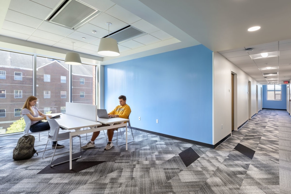 DePauw University 绿色环保宿舍设计-8