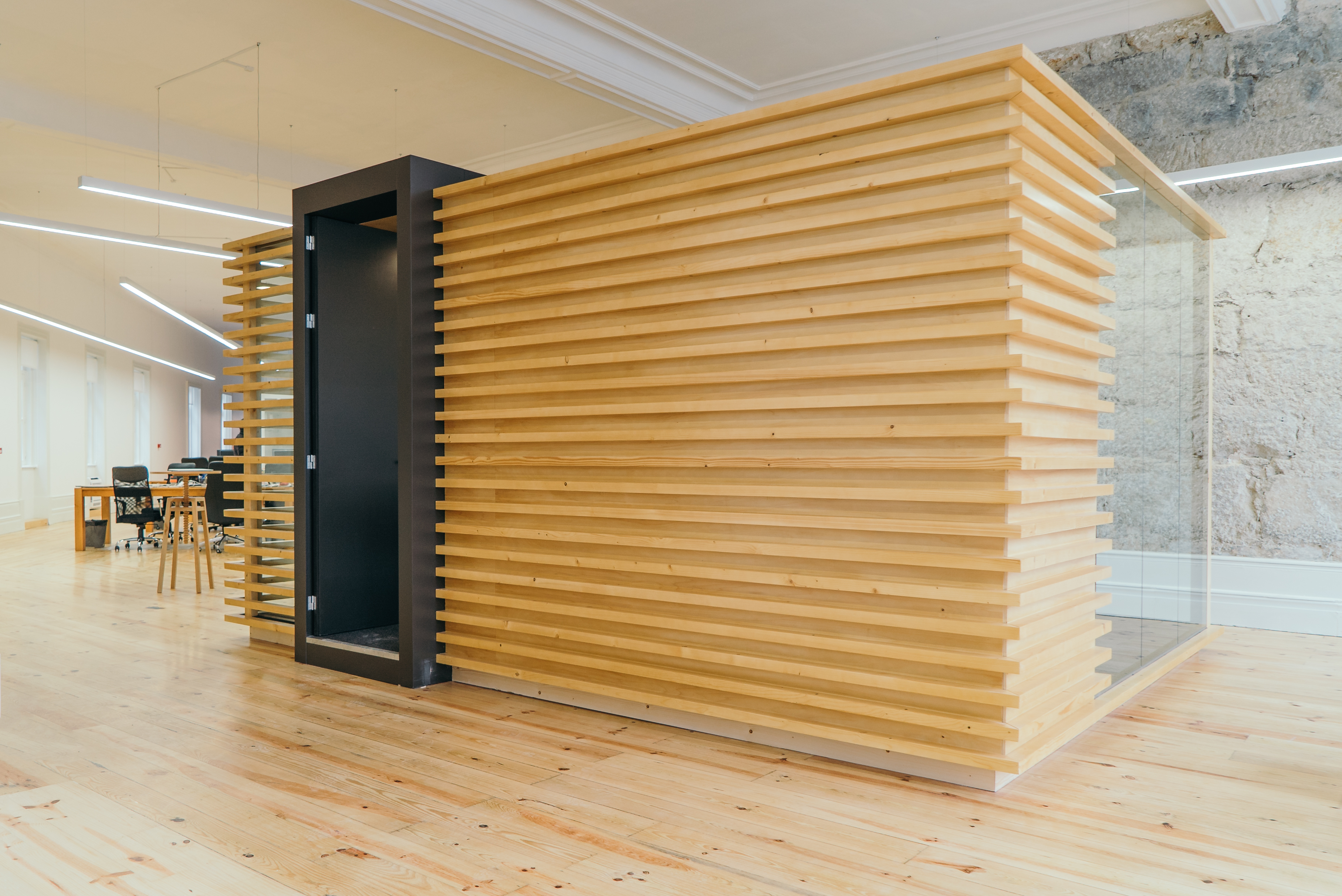 像素 matters 总部 | 百年建筑中的科技温馨空间-12