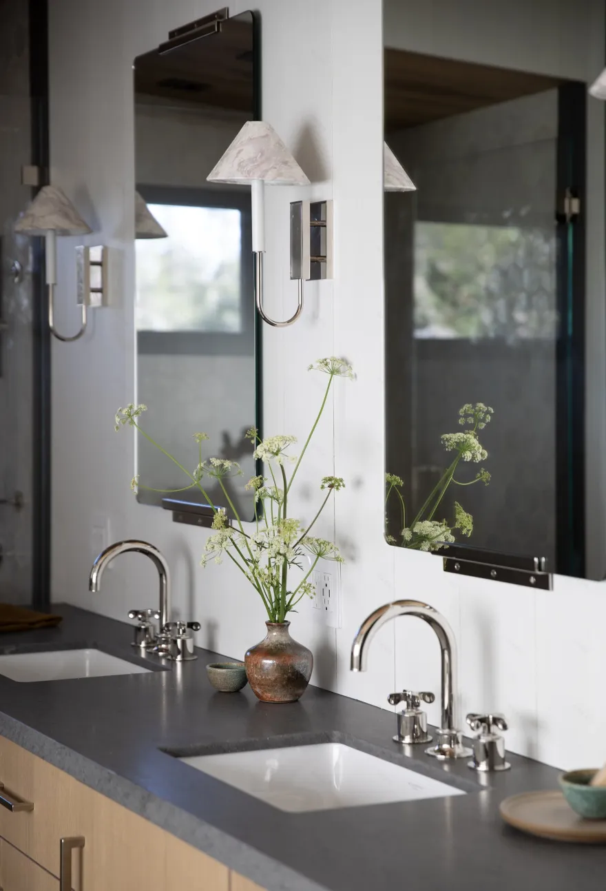 现代滑雪木屋丨Ann Lowengart Interiors-46